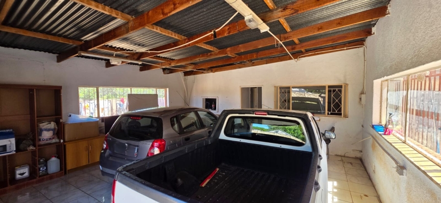 4 Bedroom Property for Sale in Pretoriusrus Gauteng