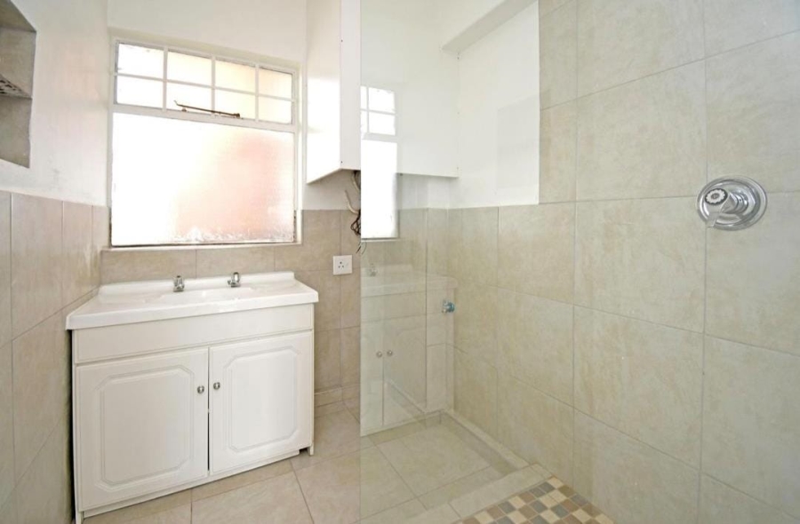 To Let 2 Bedroom Property for Rent in Craighall Park Gauteng