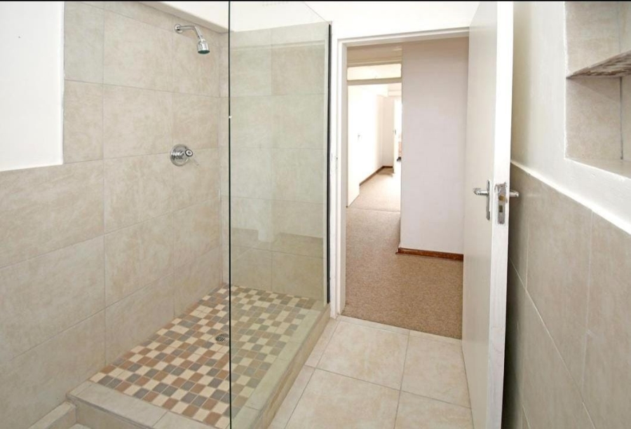 To Let 2 Bedroom Property for Rent in Craighall Park Gauteng