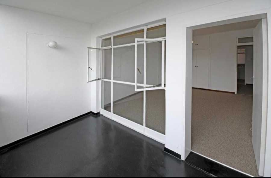 To Let 2 Bedroom Property for Rent in Craighall Park Gauteng