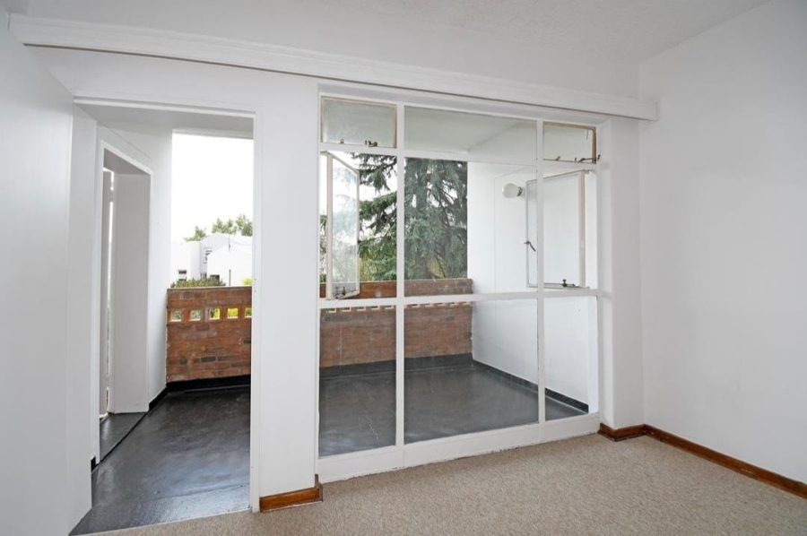 To Let 2 Bedroom Property for Rent in Craighall Park Gauteng