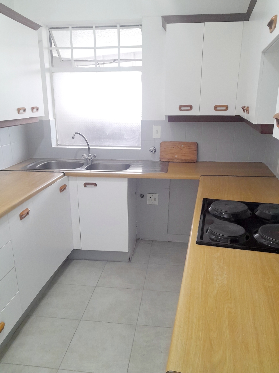 To Let 2 Bedroom Property for Rent in Craighall Park Gauteng