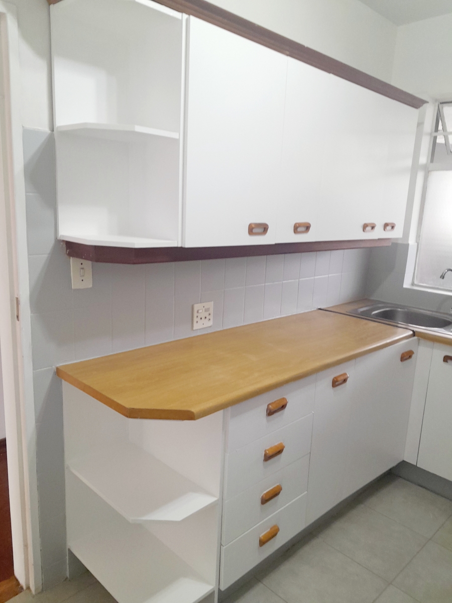 To Let 2 Bedroom Property for Rent in Craighall Park Gauteng