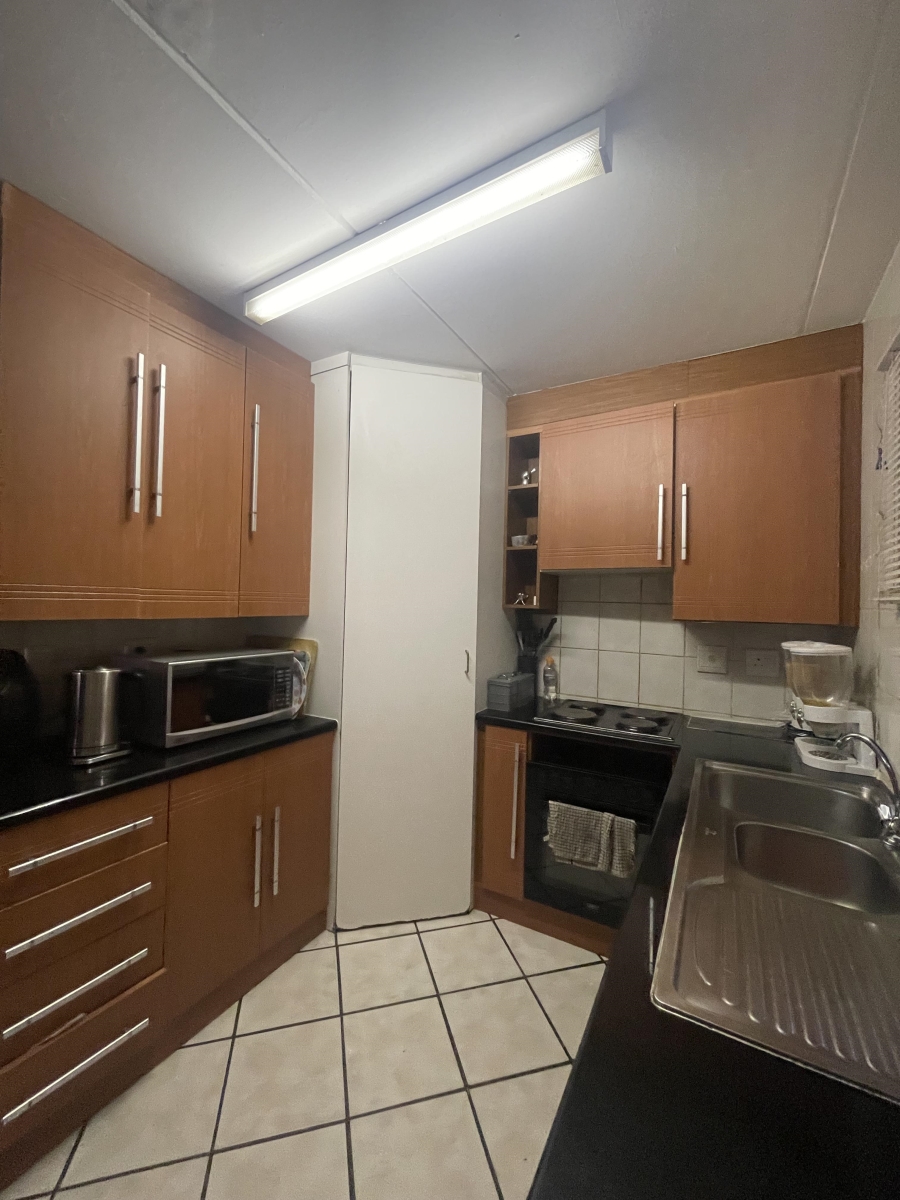 To Let 3 Bedroom Property for Rent in Buccleuch Gauteng