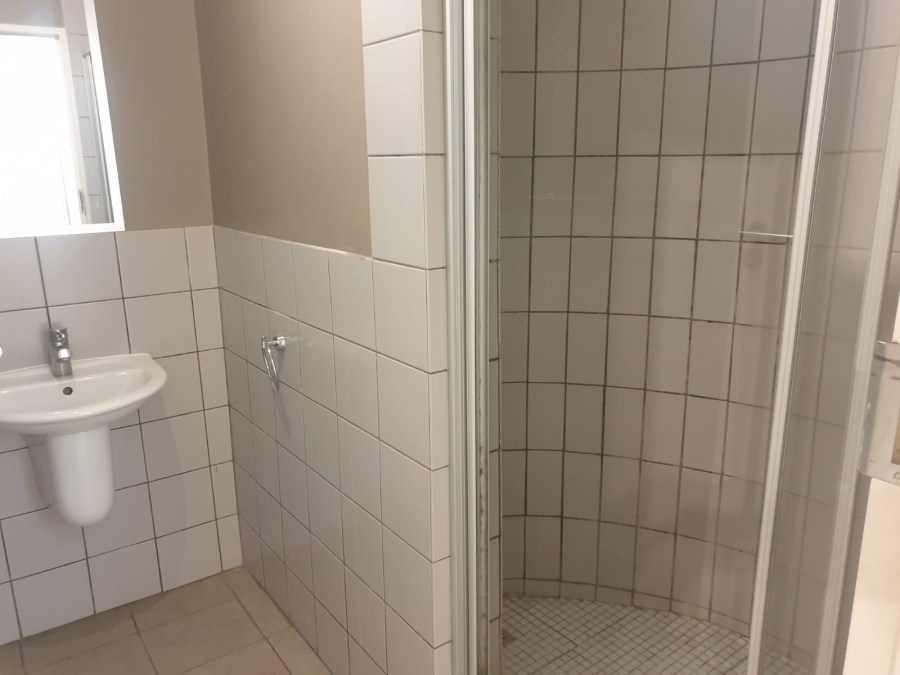 2 Bedroom Property for Sale in Riviera Gauteng