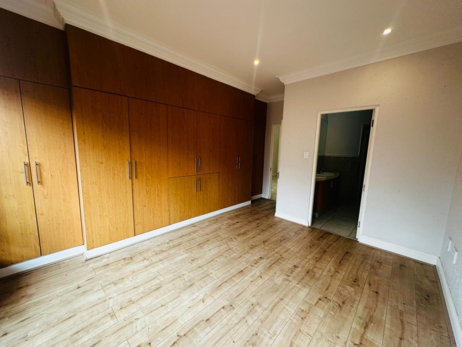 2 Bedroom Property for Sale in Morningside Gauteng