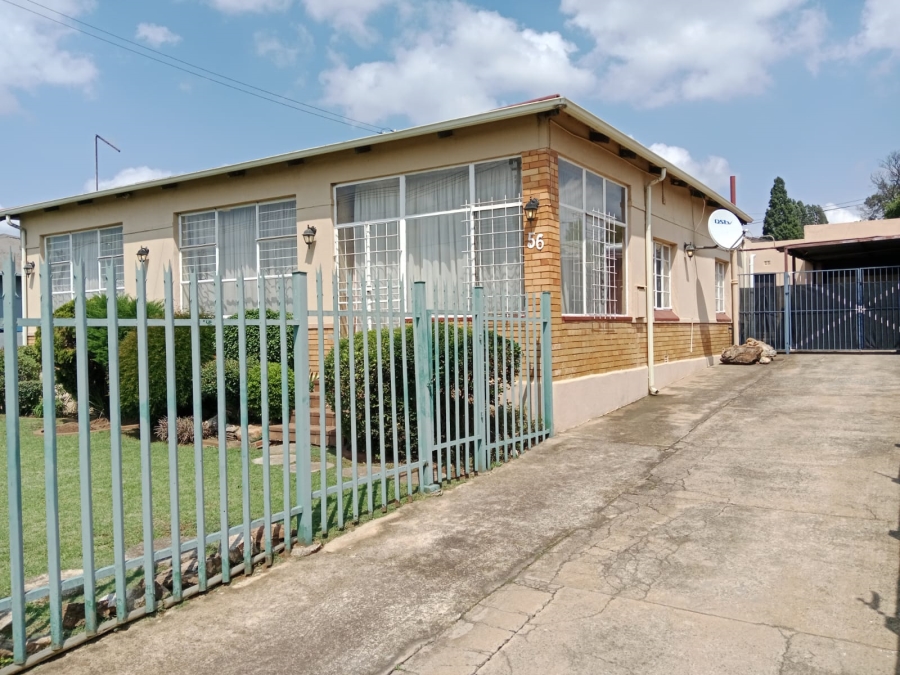 3 Bedroom Property for Sale in Symhurst Gauteng