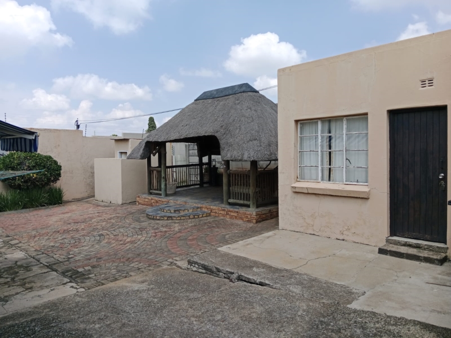 3 Bedroom Property for Sale in Symhurst Gauteng