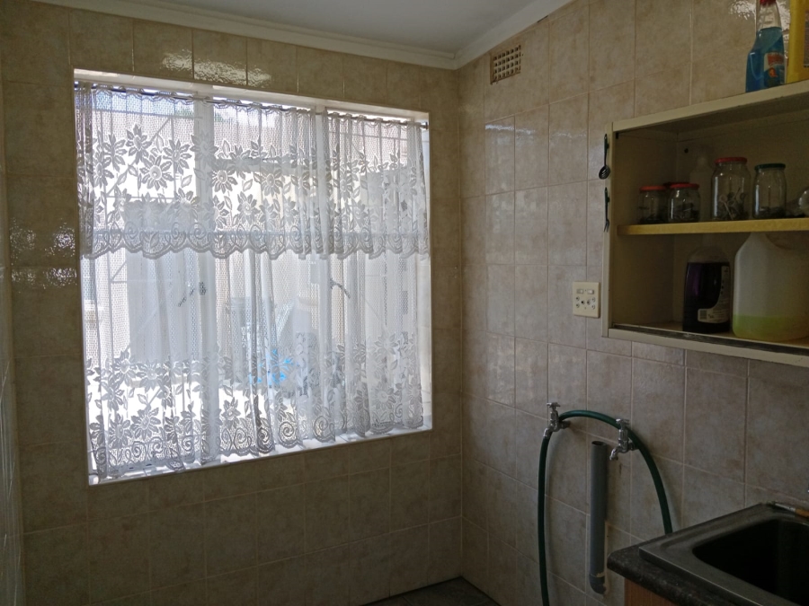 3 Bedroom Property for Sale in Symhurst Gauteng