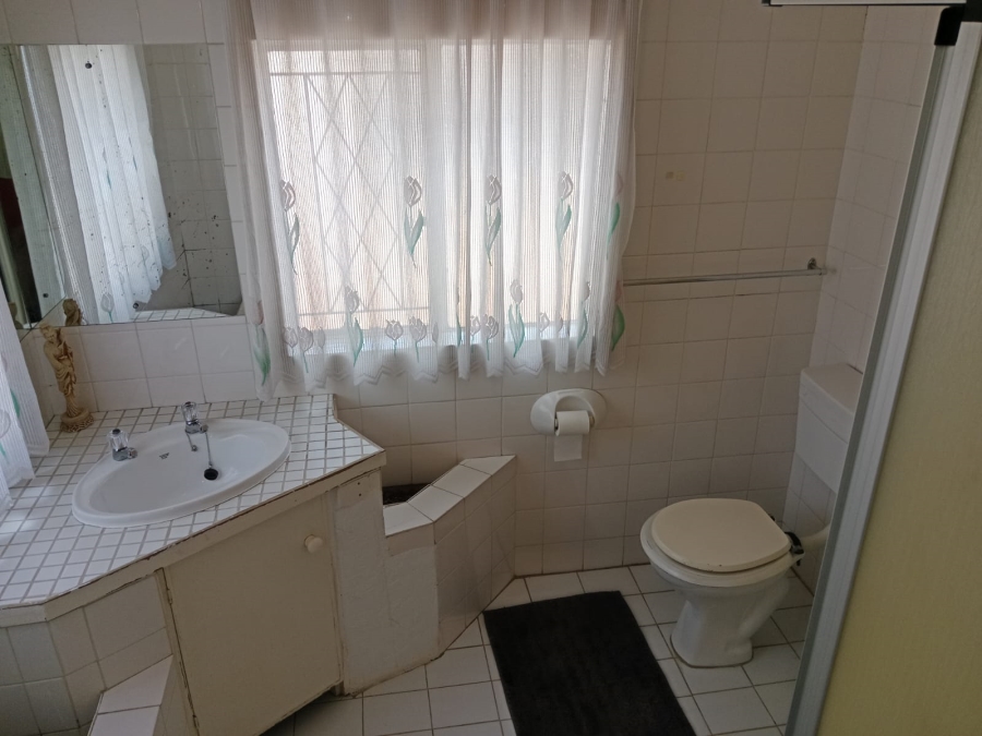 3 Bedroom Property for Sale in Symhurst Gauteng