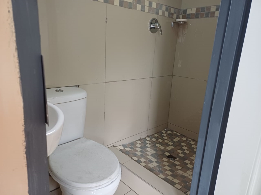 To Let 2 Bedroom Property for Rent in Wychwood Gauteng