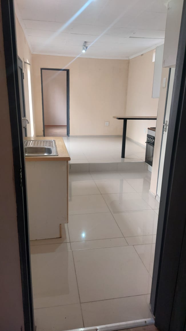 To Let 2 Bedroom Property for Rent in Wychwood Gauteng