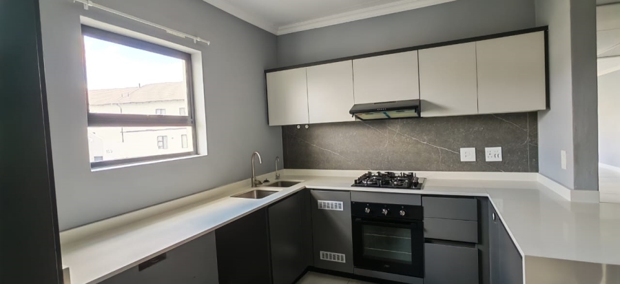 To Let 3 Bedroom Property for Rent in Austinview Gauteng