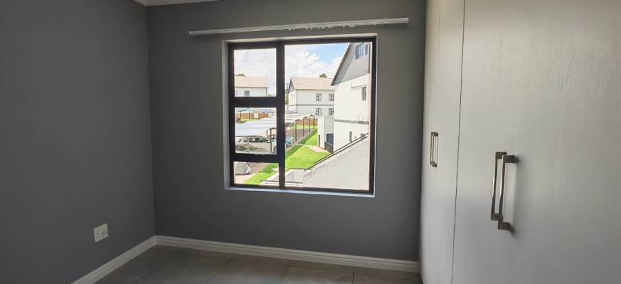 To Let 3 Bedroom Property for Rent in Austinview Gauteng