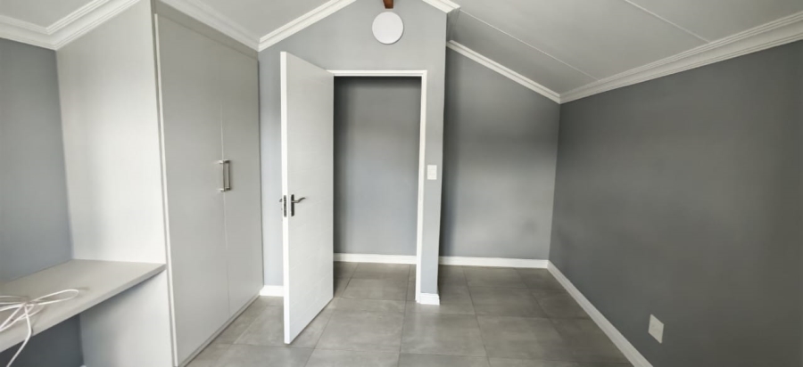 To Let 3 Bedroom Property for Rent in Austinview Gauteng