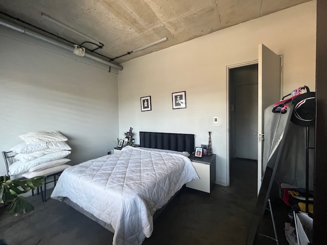 To Let 1 Bedroom Property for Rent in New Doornfontein Gauteng