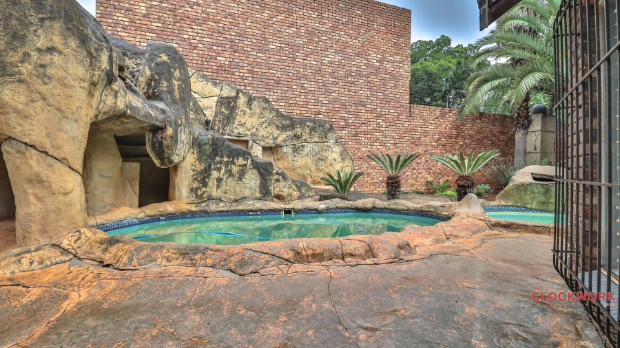 5 Bedroom Property for Sale in Atlasville Gauteng