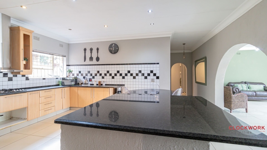 5 Bedroom Property for Sale in Atlasville Gauteng