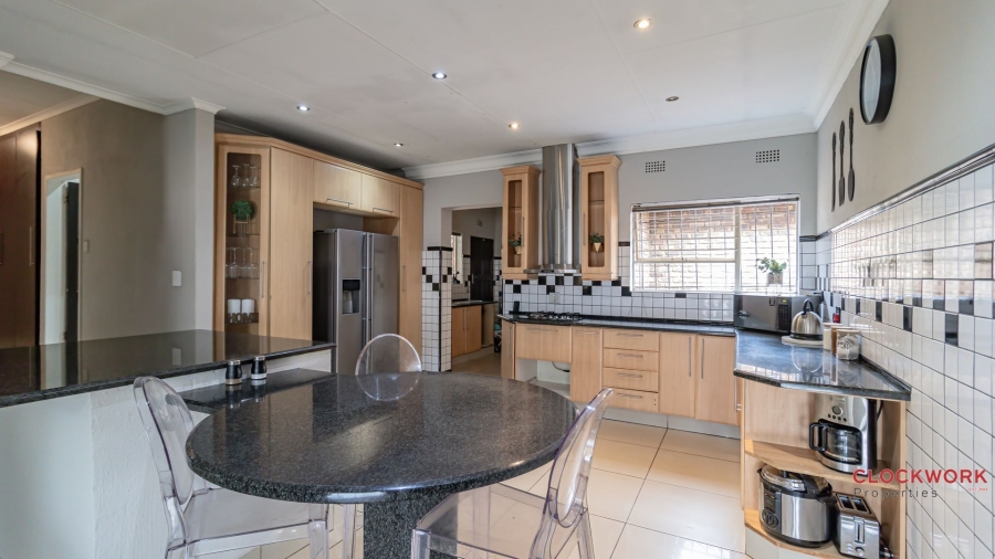 5 Bedroom Property for Sale in Atlasville Gauteng