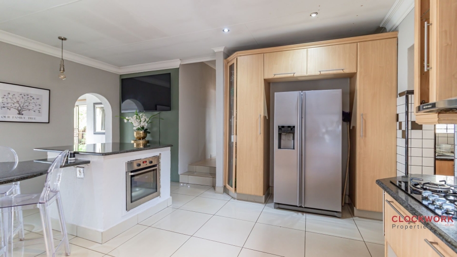 5 Bedroom Property for Sale in Atlasville Gauteng