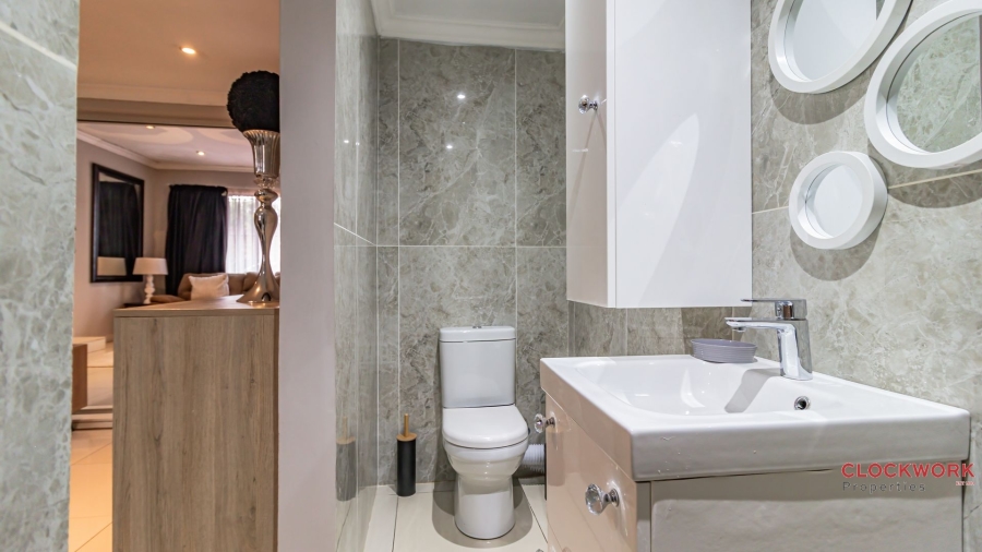 5 Bedroom Property for Sale in Atlasville Gauteng