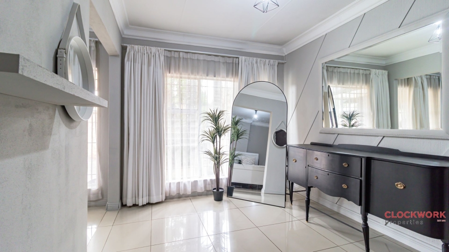 5 Bedroom Property for Sale in Atlasville Gauteng