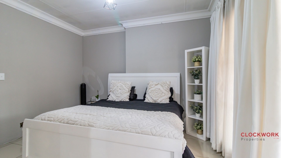 5 Bedroom Property for Sale in Atlasville Gauteng