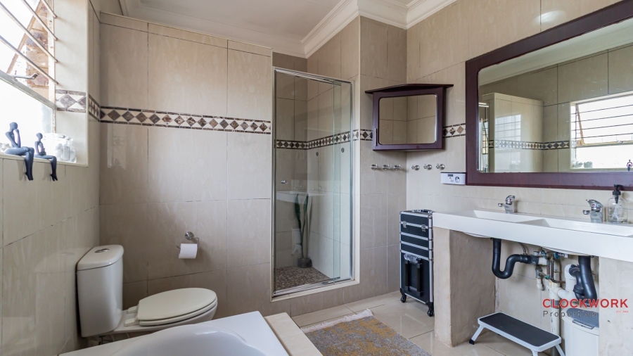 5 Bedroom Property for Sale in Atlasville Gauteng