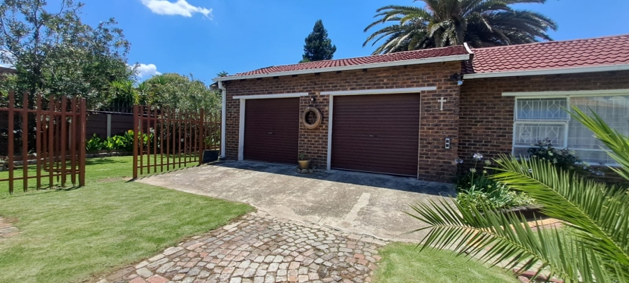 3 Bedroom Property for Sale in Elspark Gauteng