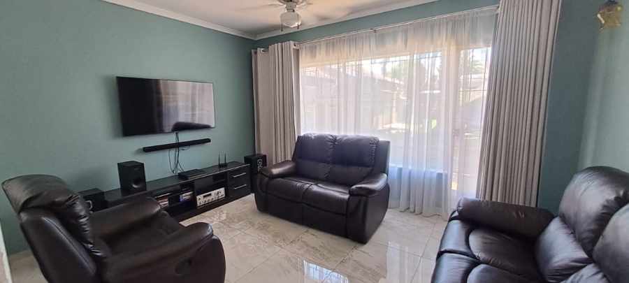 3 Bedroom Property for Sale in Elspark Gauteng