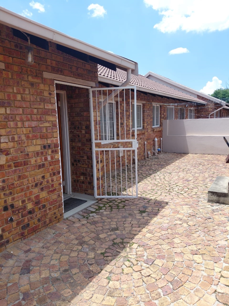 3 Bedroom Property for Sale in Terenure Gauteng