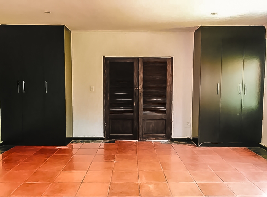 4 Bedroom Property for Sale in Observatory Gauteng