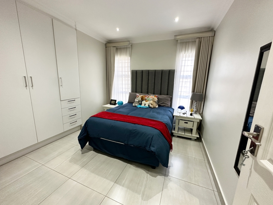 To Let 3 Bedroom Property for Rent in Beyers Park Gauteng