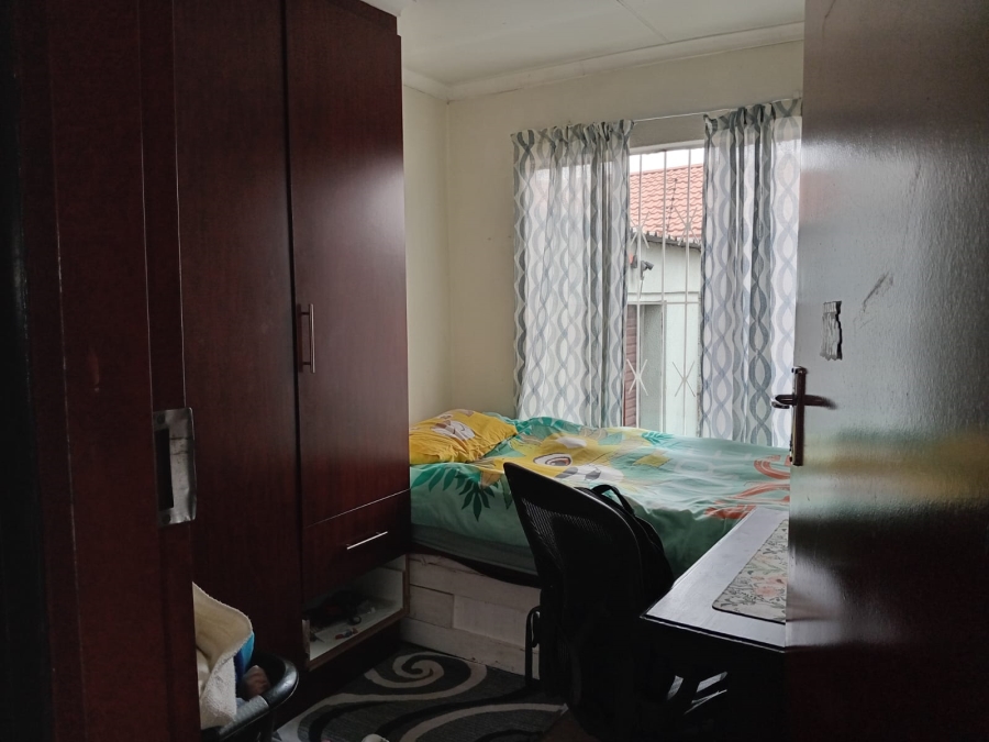 3 Bedroom Property for Sale in Roodekop Gauteng