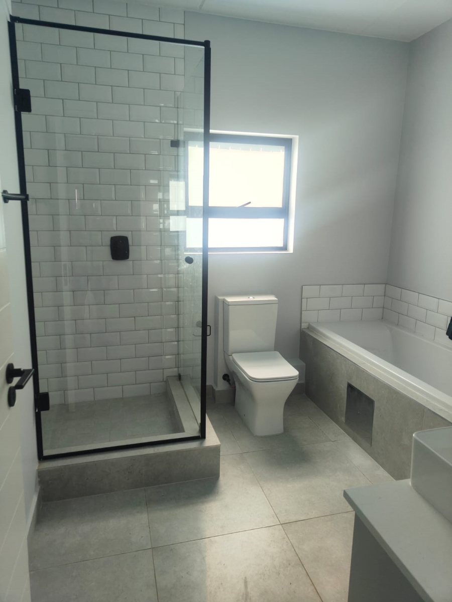 2 Bedroom Property for Sale in Edenburg Gauteng