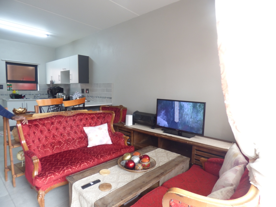 2 Bedroom Property for Sale in Ravenswood Gauteng