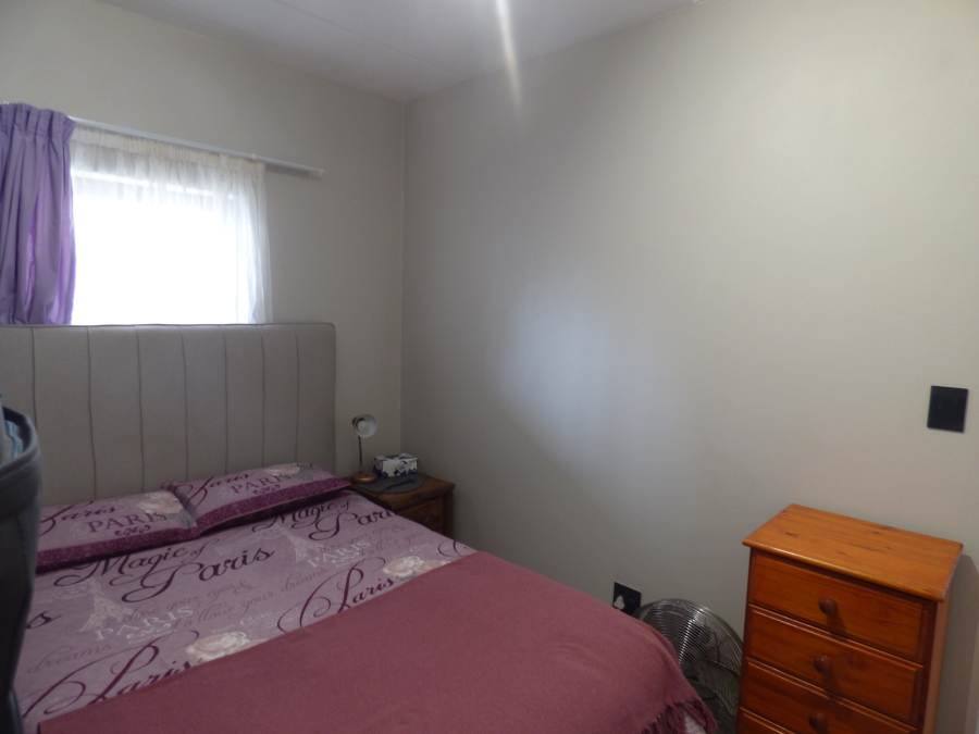 2 Bedroom Property for Sale in Ravenswood Gauteng