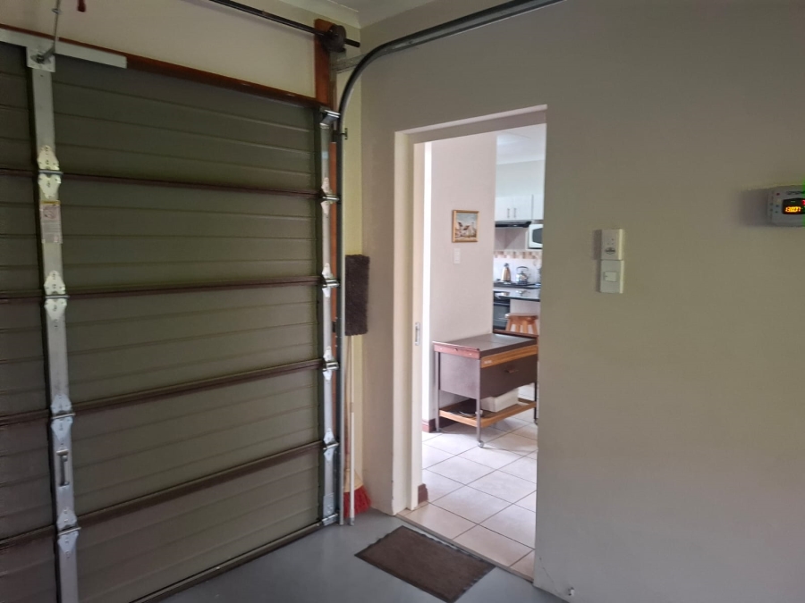 2 Bedroom Property for Sale in Brentwood Park AH Gauteng