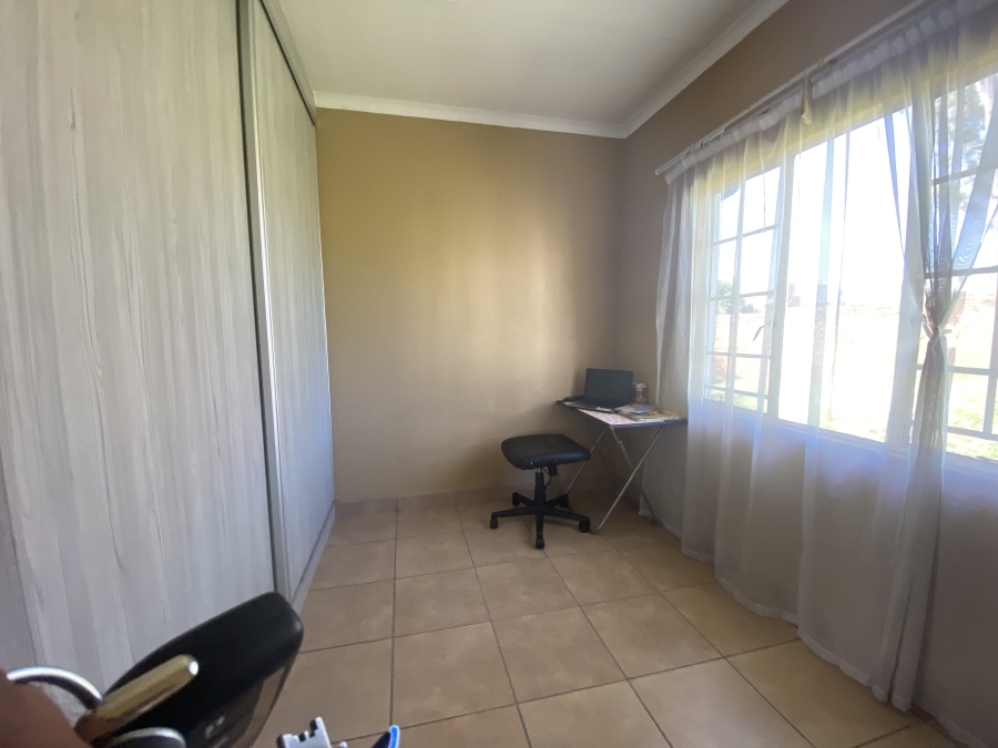 To Let 2 Bedroom Property for Rent in Sharonlea Gauteng