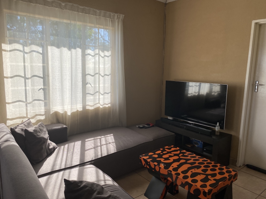 To Let 2 Bedroom Property for Rent in Sharonlea Gauteng