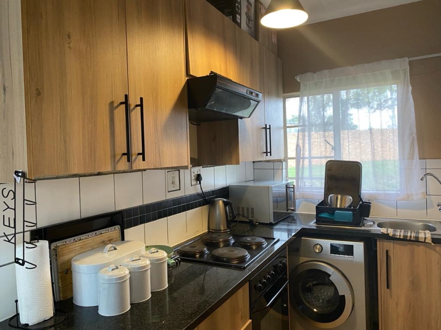 To Let 2 Bedroom Property for Rent in Sharonlea Gauteng
