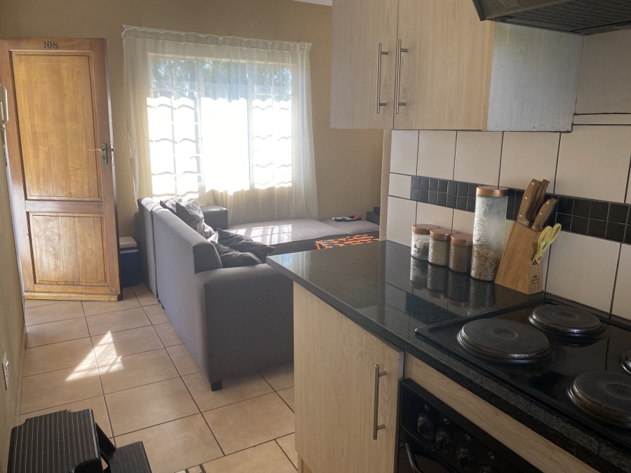 To Let 2 Bedroom Property for Rent in Sharonlea Gauteng