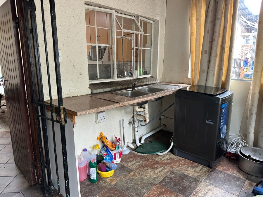 To Let 3 Bedroom Property for Rent in Randpark Gauteng