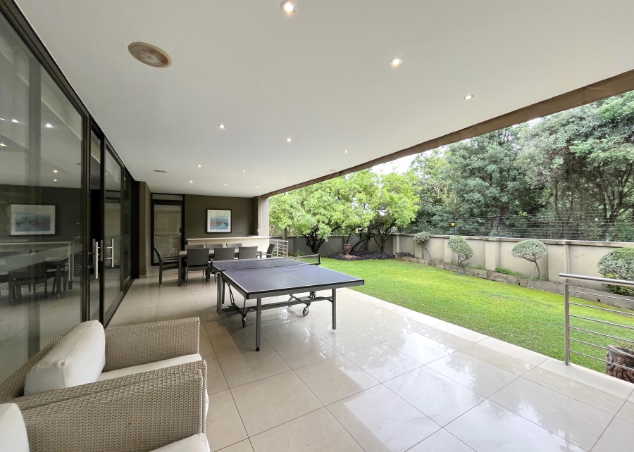 To Let 4 Bedroom Property for Rent in Bryanston Gauteng