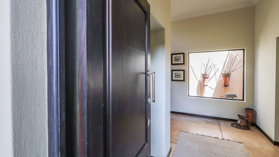 4 Bedroom Property for Sale in Lonehill Gauteng