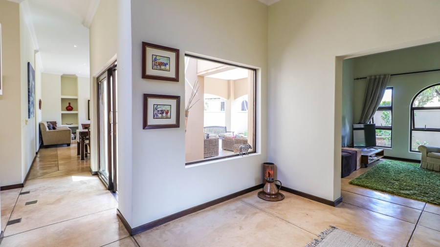 4 Bedroom Property for Sale in Lonehill Gauteng