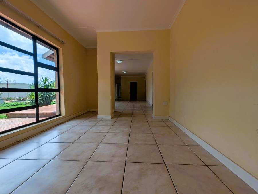 4 Bedroom Property for Sale in Brackenhurst Gauteng