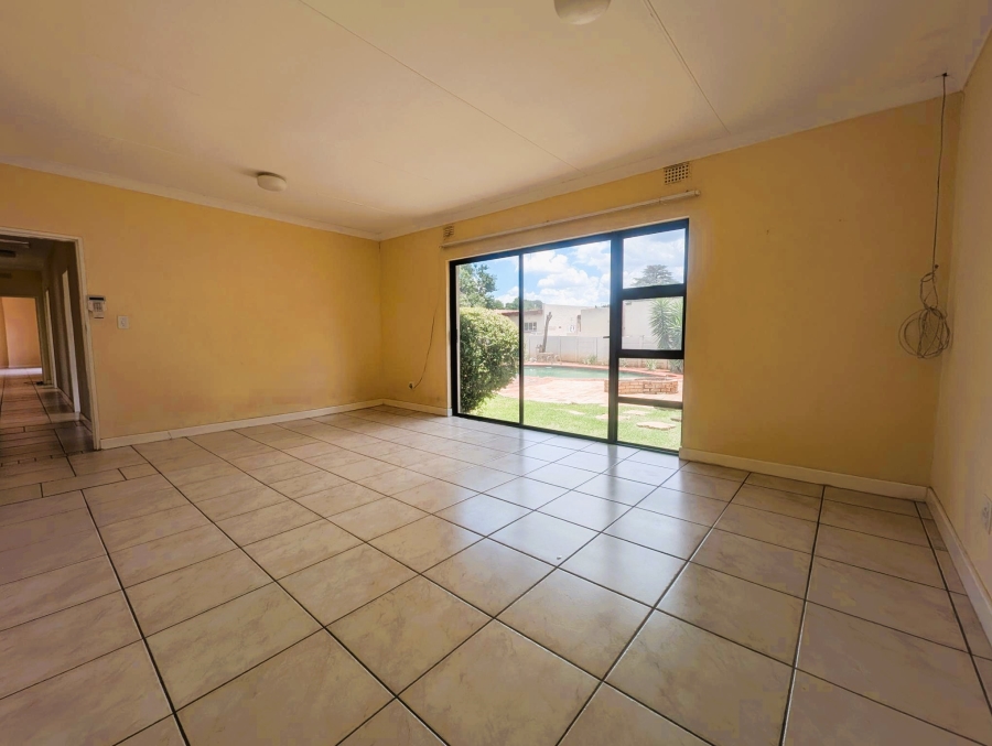 4 Bedroom Property for Sale in Brackenhurst Gauteng