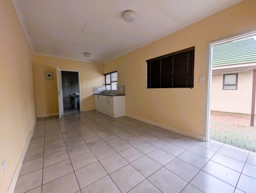 4 Bedroom Property for Sale in Brackenhurst Gauteng