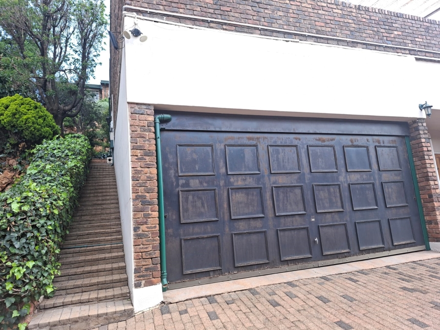 3 Bedroom Property for Sale in Bedfordview Gauteng